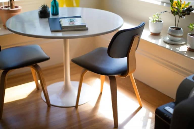 Assemble Chair