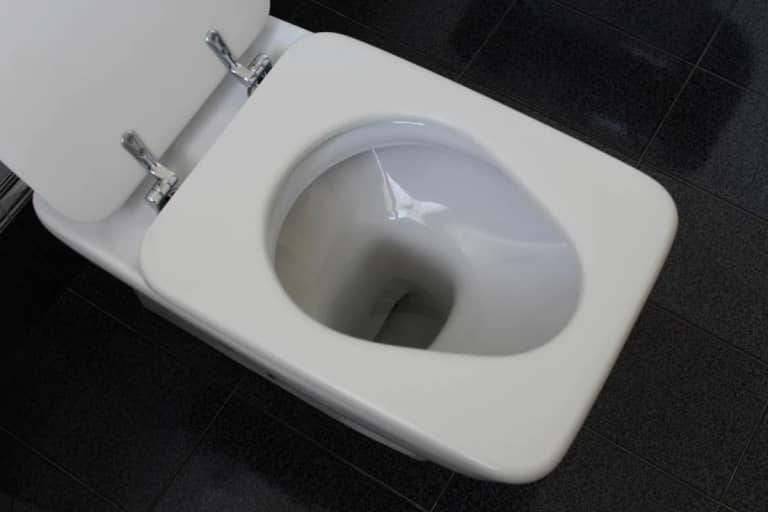 Change Toilet