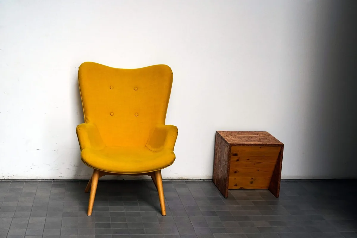 Assemble Armchair