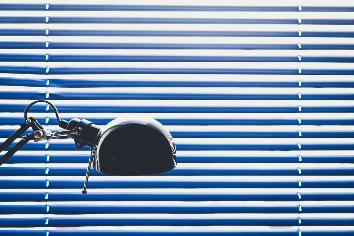 Install Window Blinds